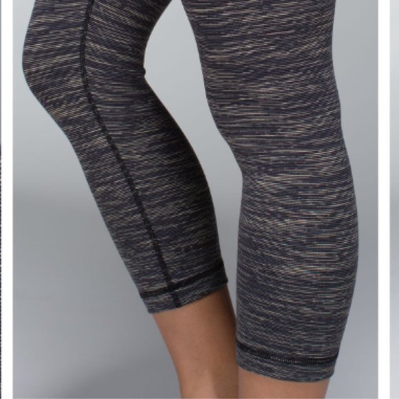 Lululemon Wunder Under Crop Wee Are From Space Black Cashew / Black Size 10 - Picture 10 of 12